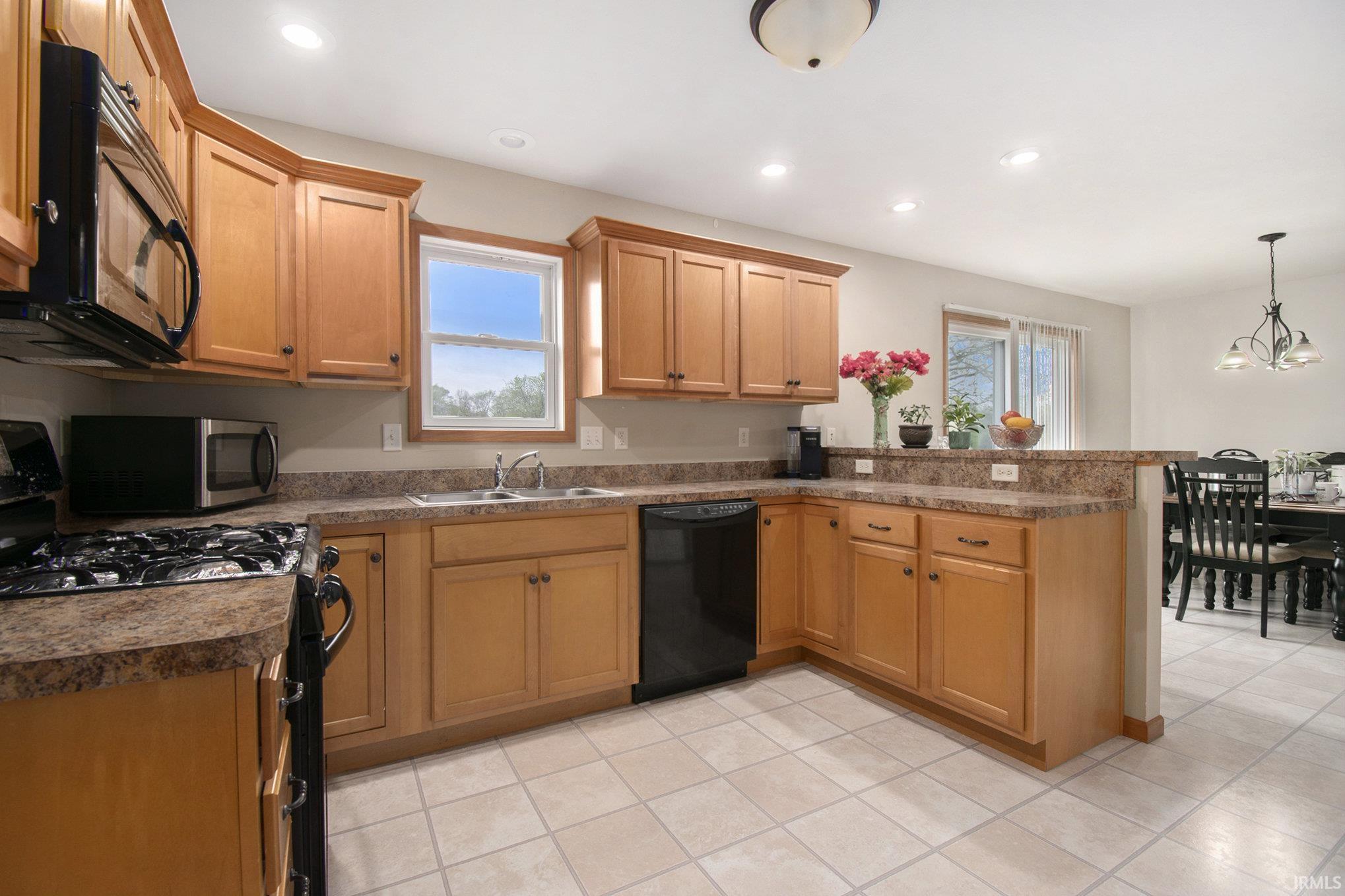 23992 Oak Dale Street