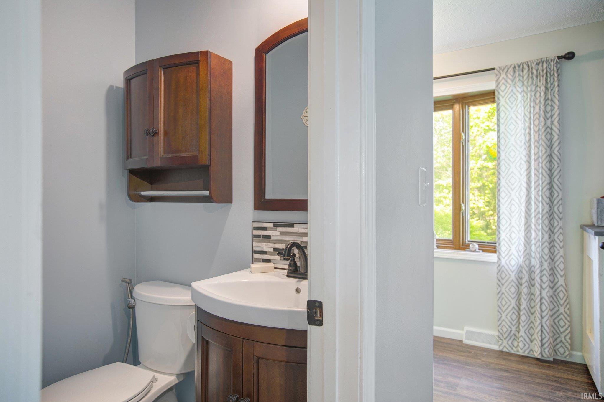 68099 Kenilworth Road