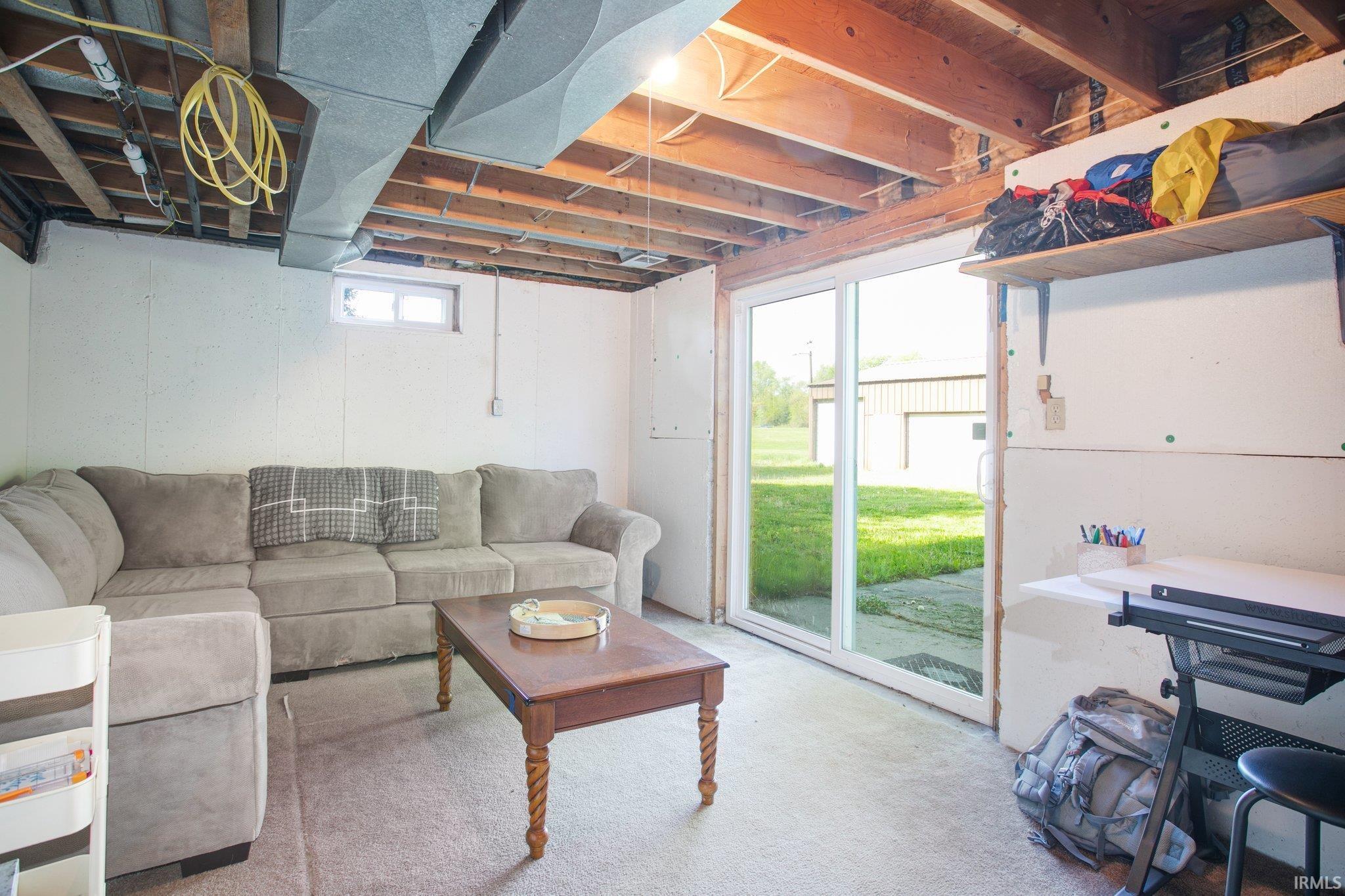 68099 Kenilworth Road