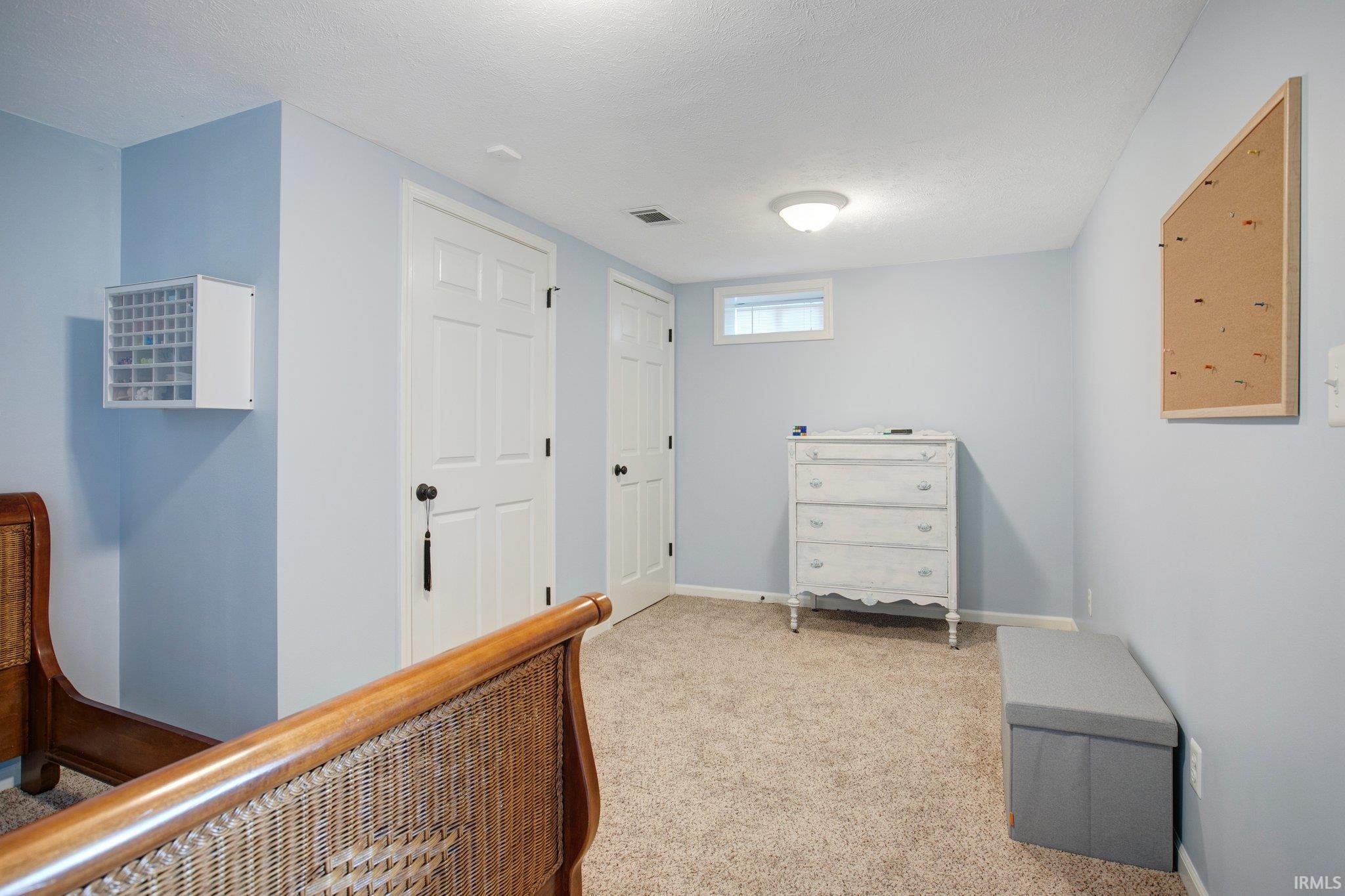 68099 Kenilworth Road