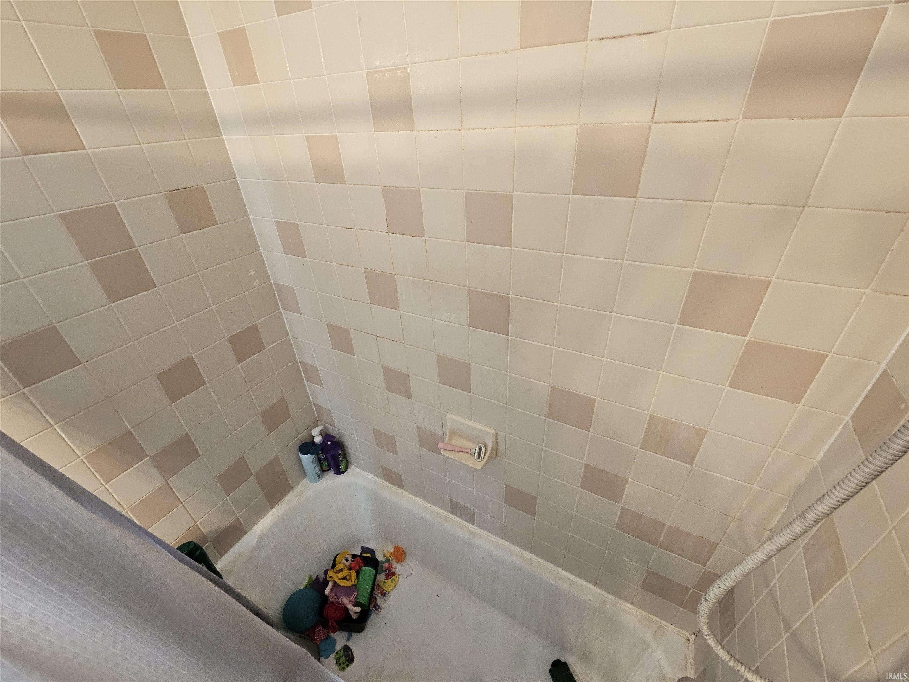 935 E Chippewa Avenue