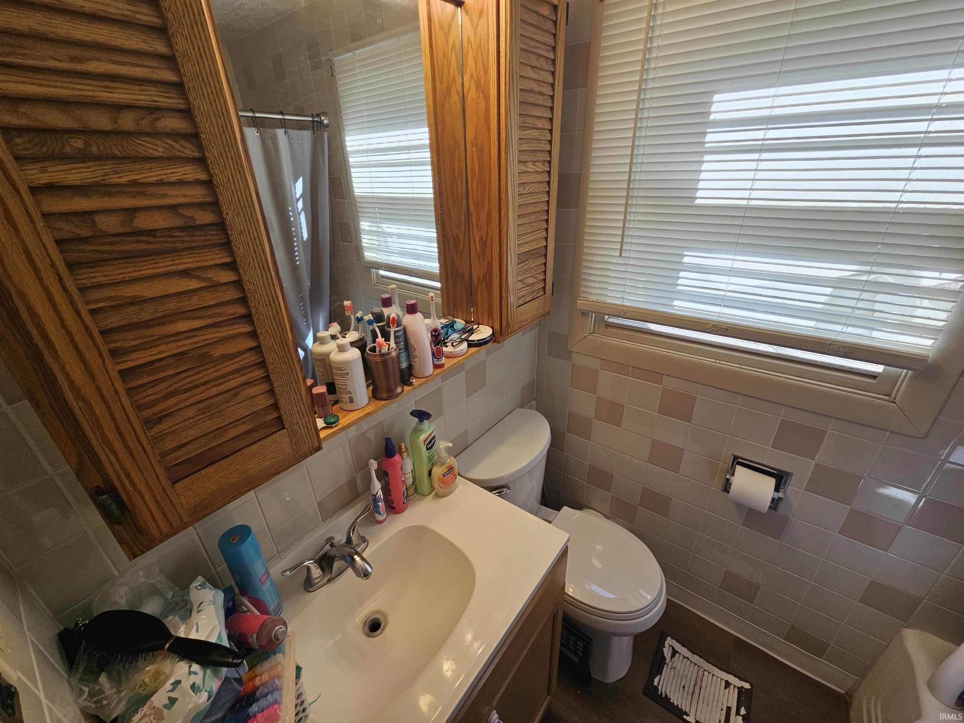 935 E Chippewa Avenue