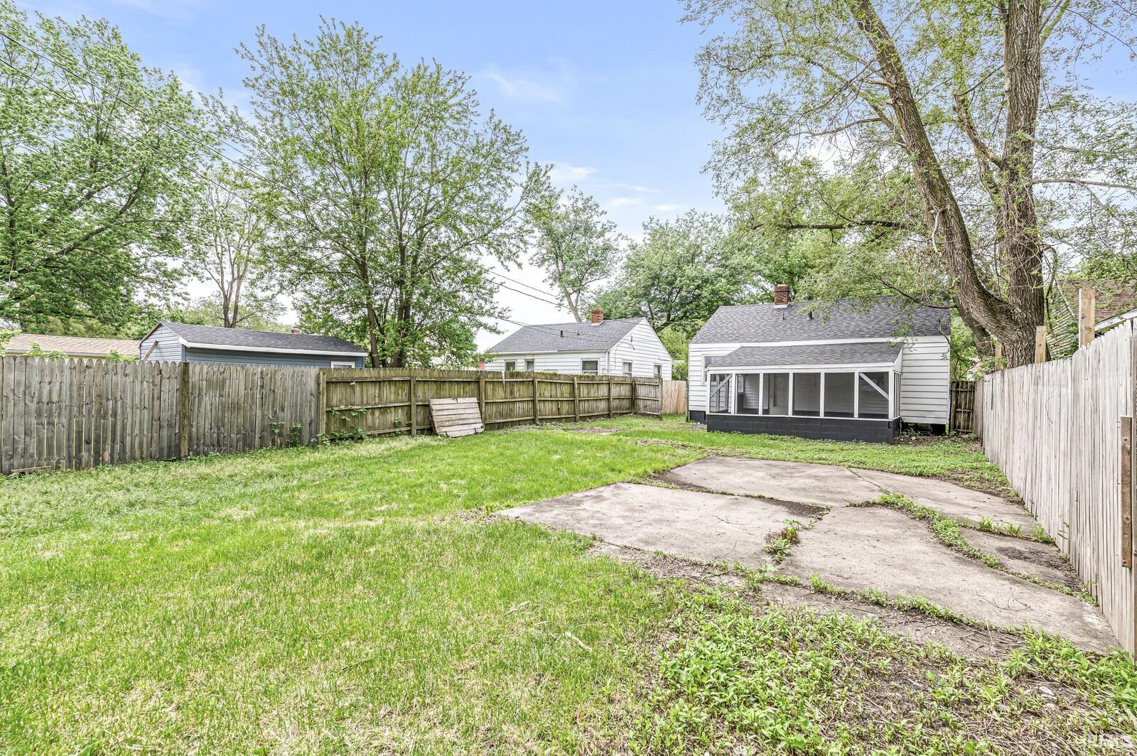 530 S Illinois Street