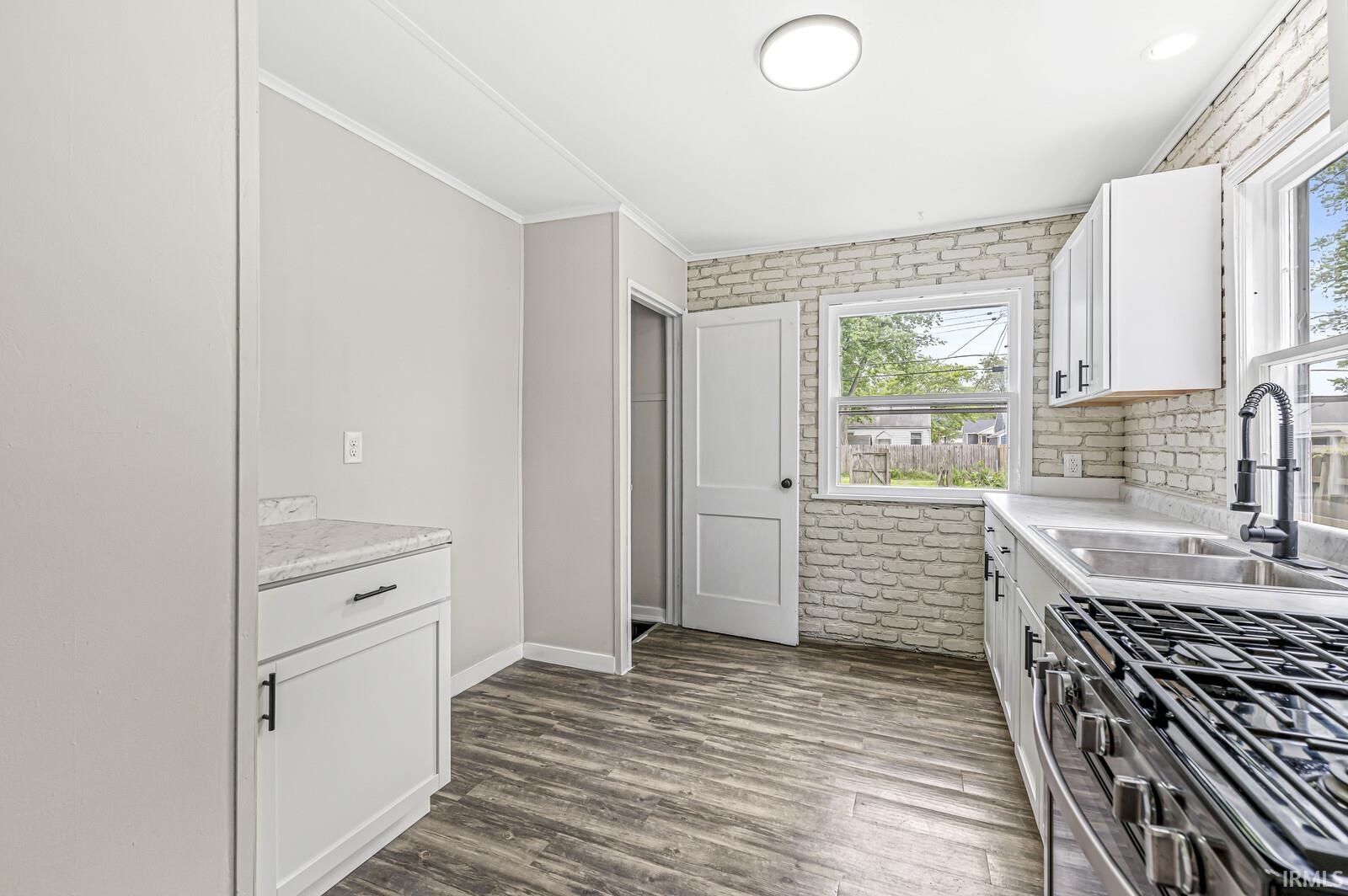 530 S Illinois Street