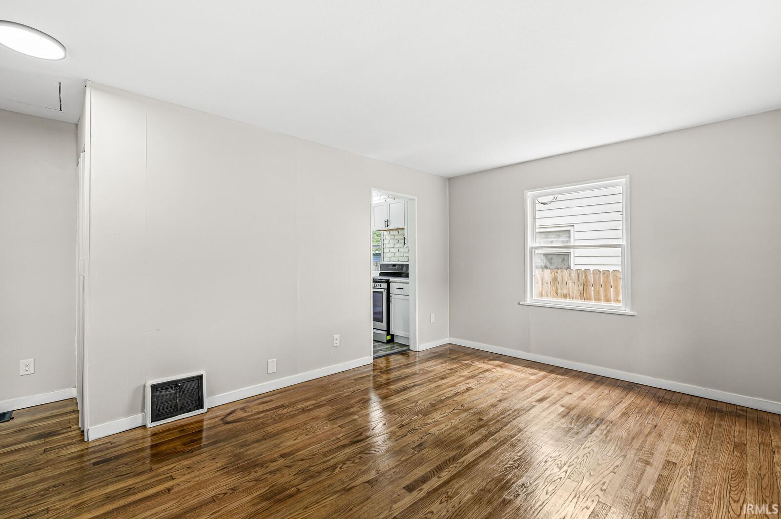 530 S Illinois Street