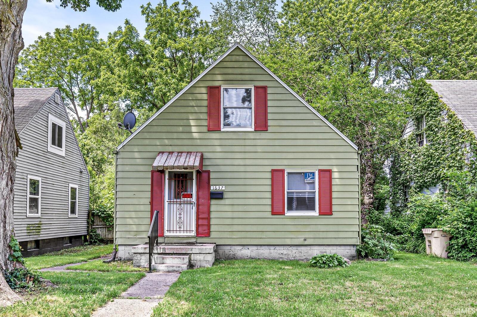 1637 N Brookfield Street