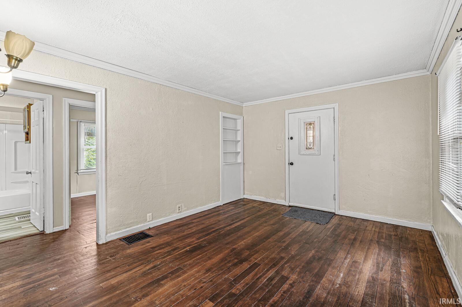 1637 N Brookfield Street