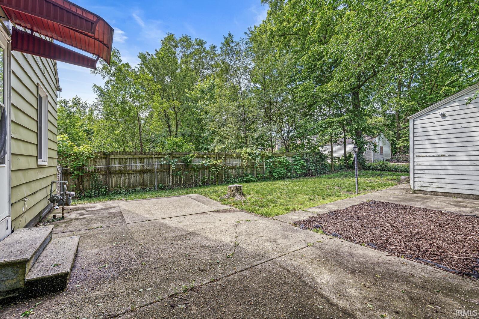 1637 N Brookfield Street