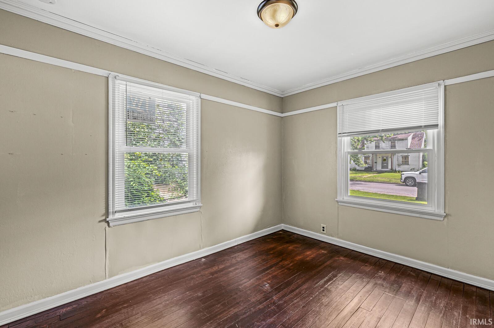 1637 N Brookfield Street