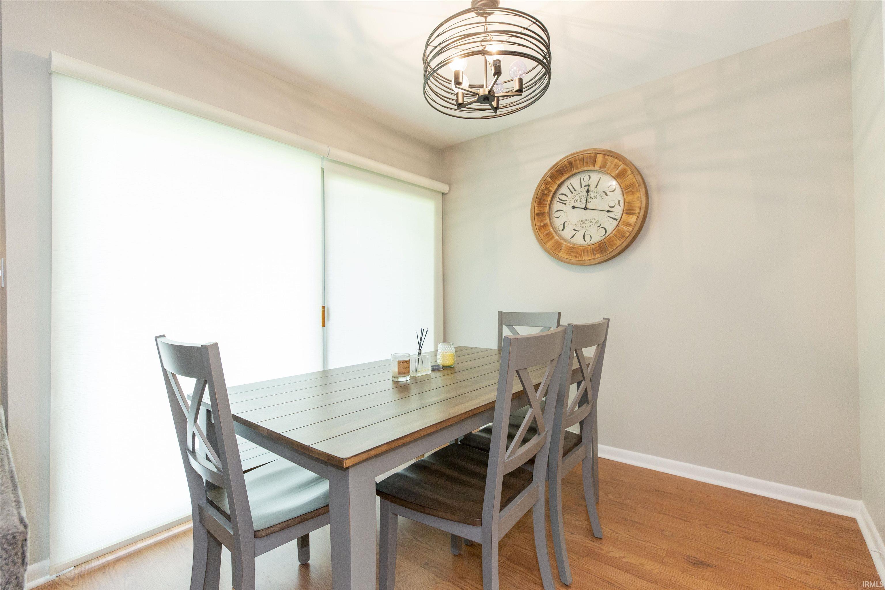 1927 New London Court Unit: 2