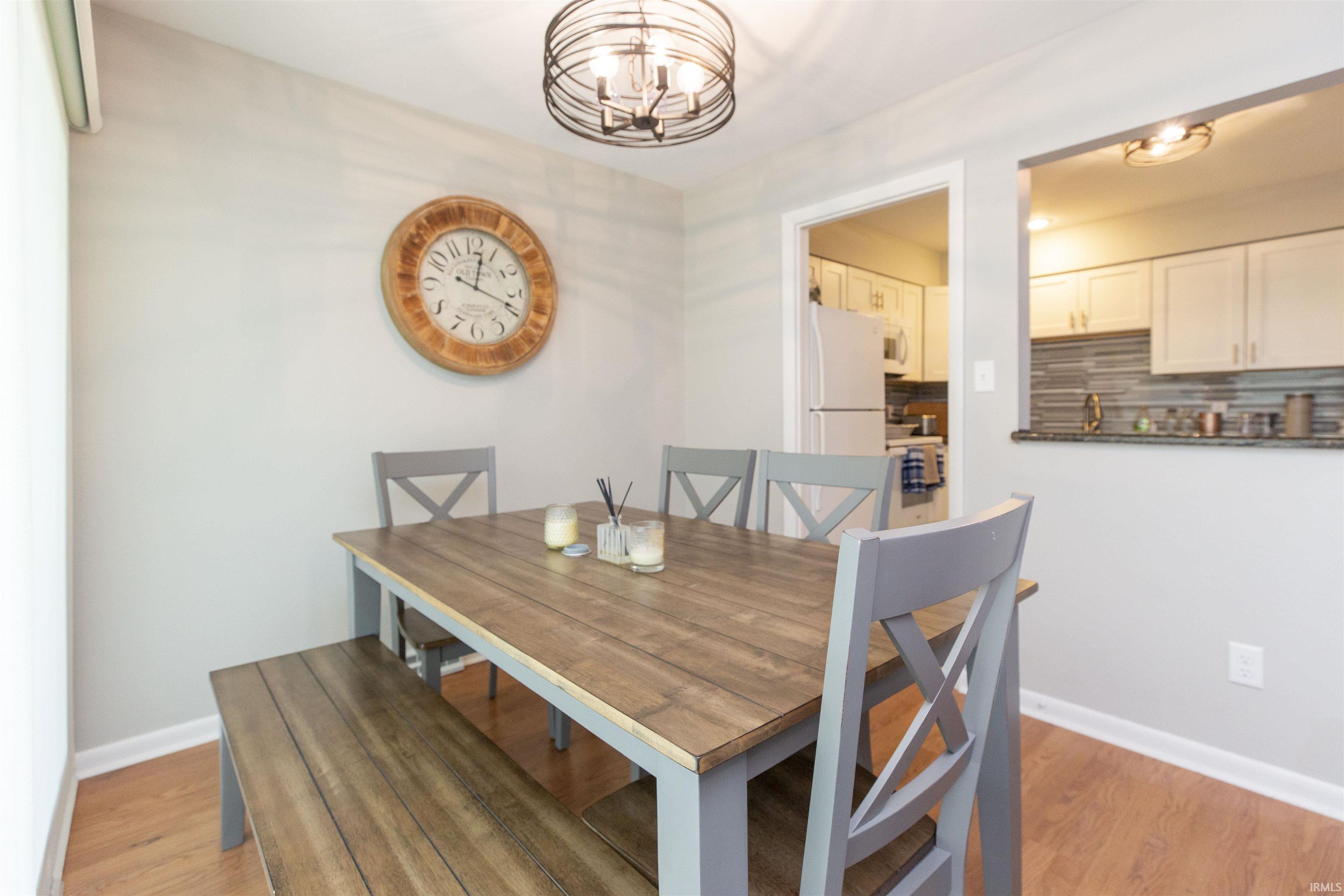 1927 New London Court Unit: 2