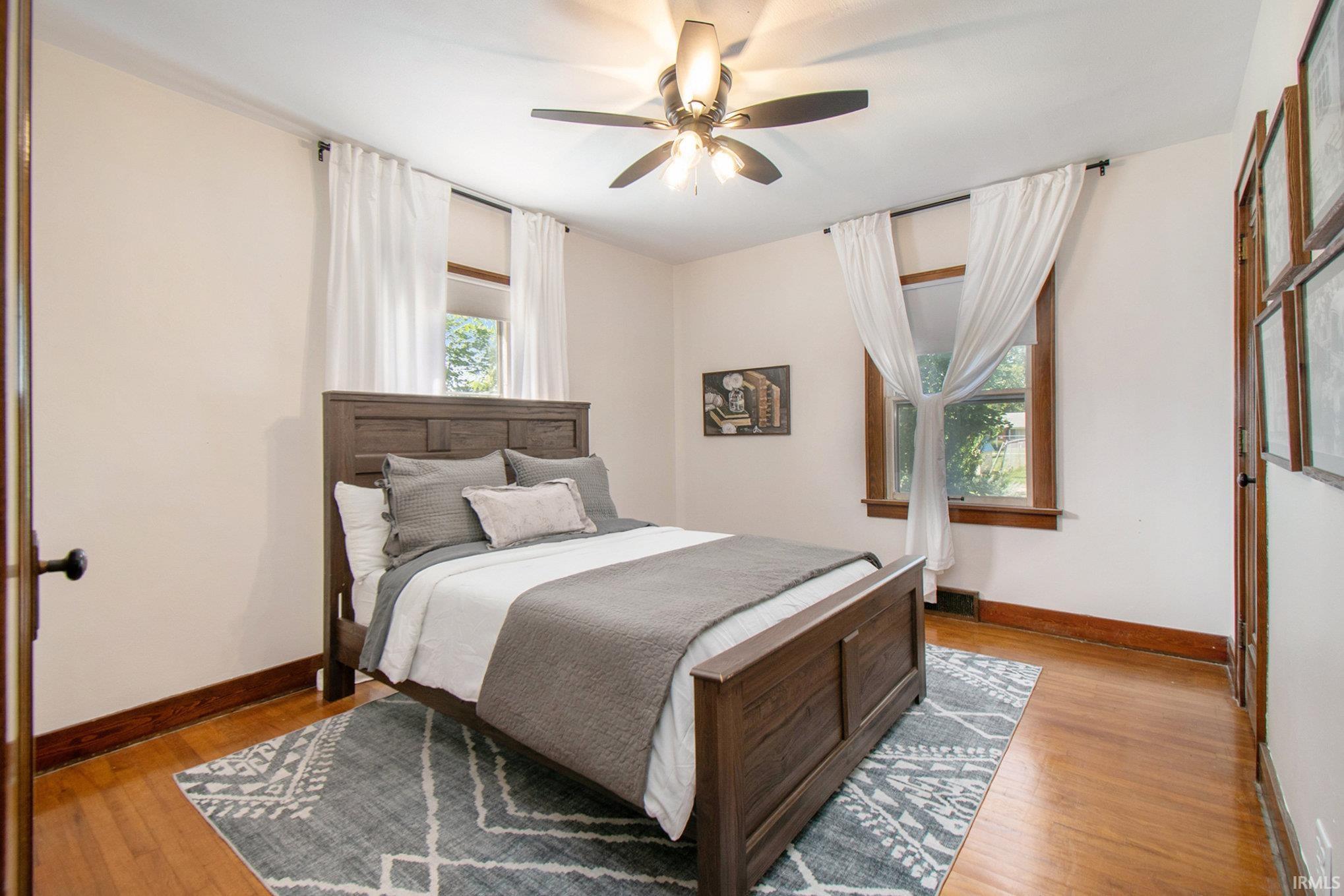 1220 W Lusher Avenue