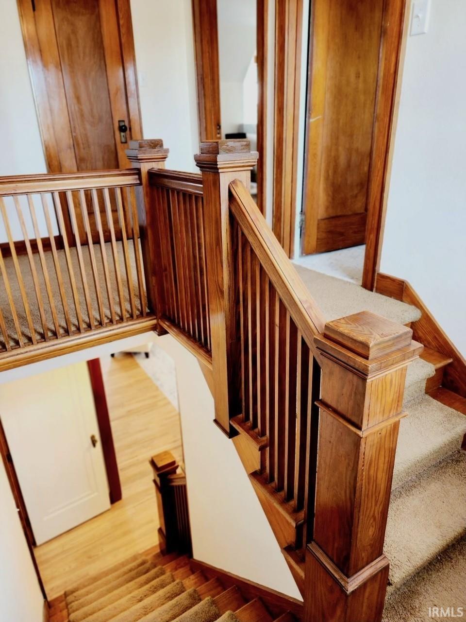 1220 W Lusher Avenue