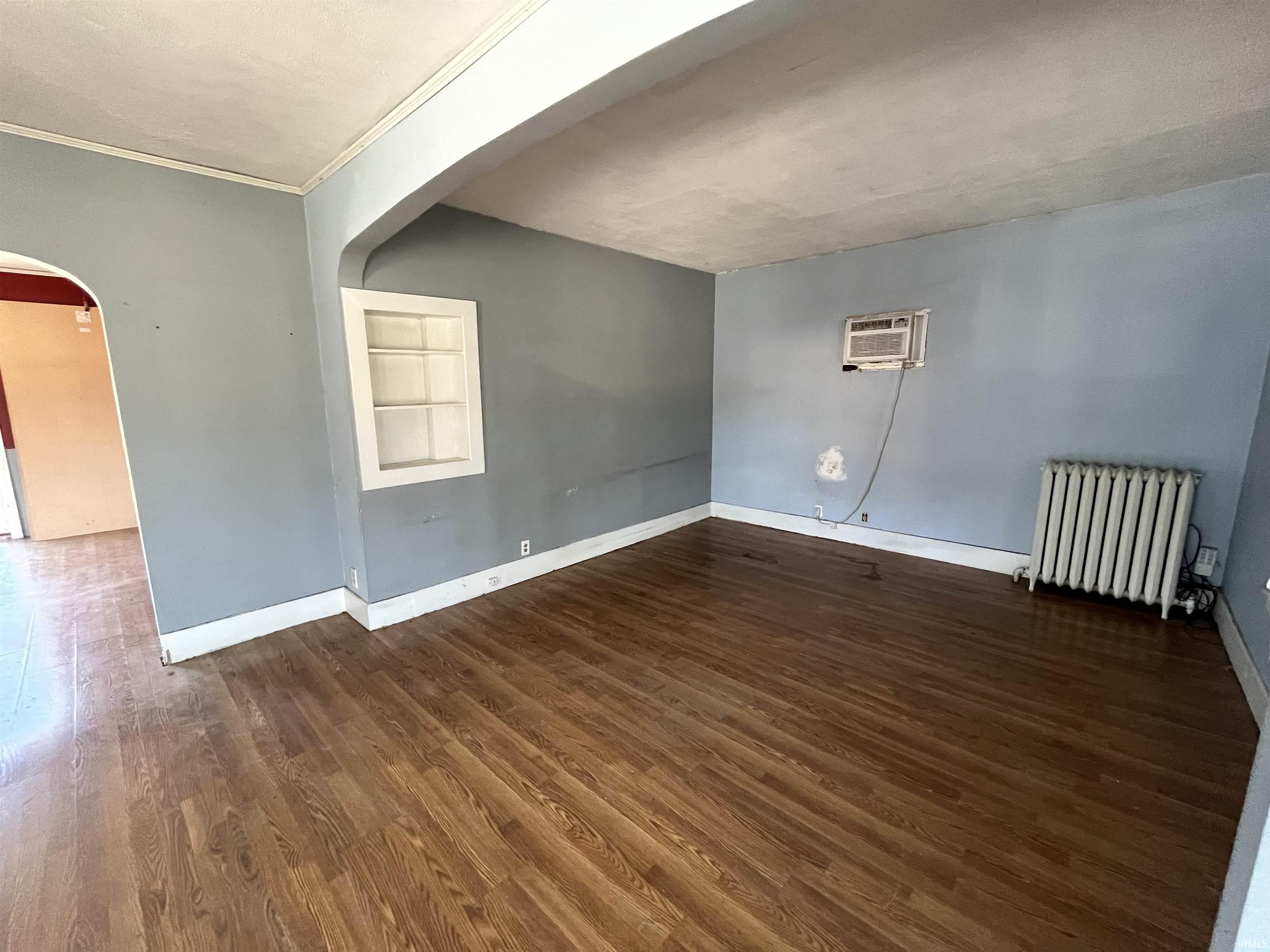 301 Studebaker Street