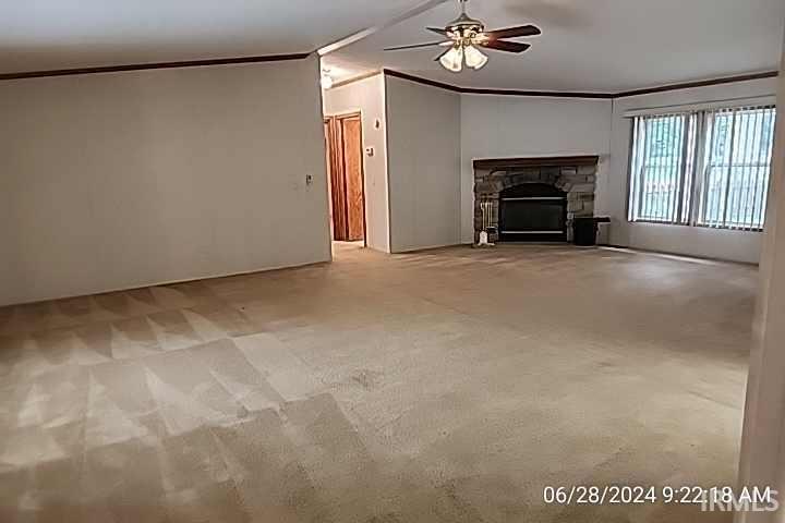 4284 Lakeshore Drive