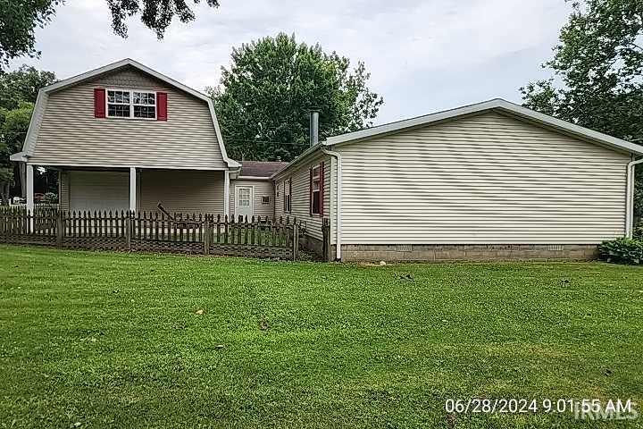 4284 Lakeshore Drive