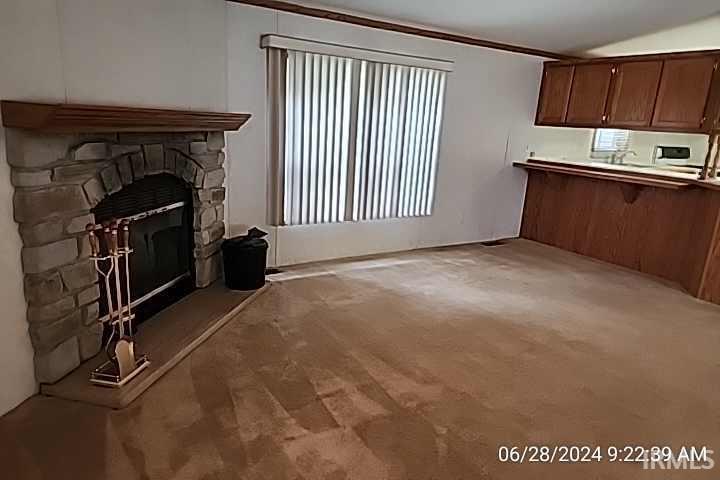 4284 Lakeshore Drive