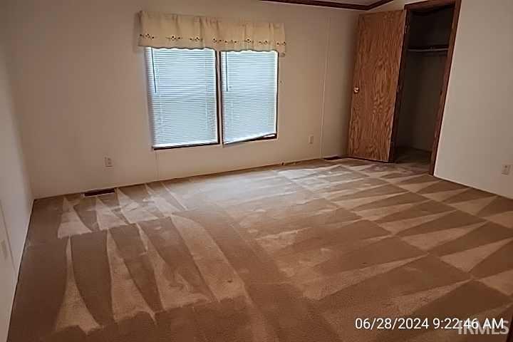 4284 Lakeshore Drive