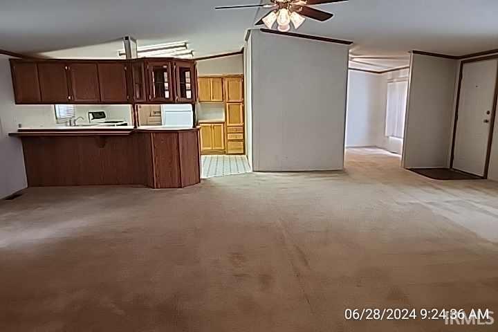 4284 Lakeshore Drive