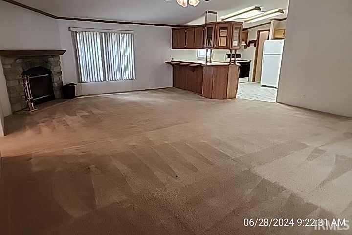 4284 Lakeshore Drive