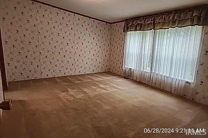 4284 Lakeshore Drive