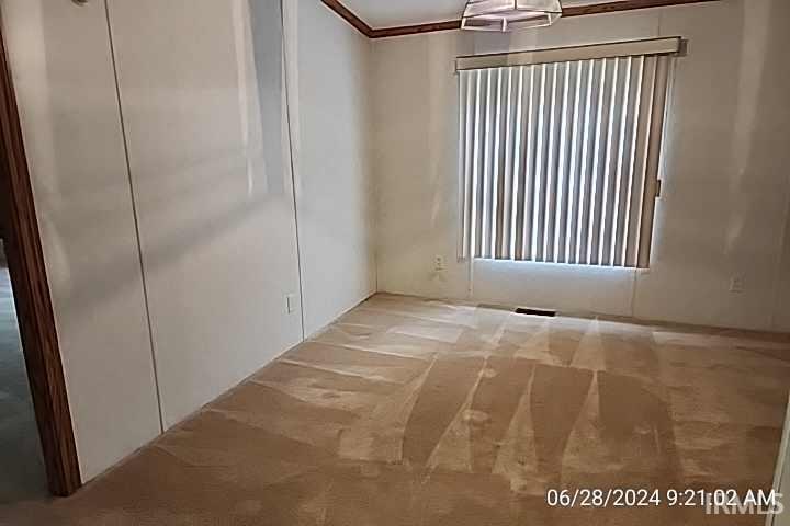 4284 Lakeshore Drive