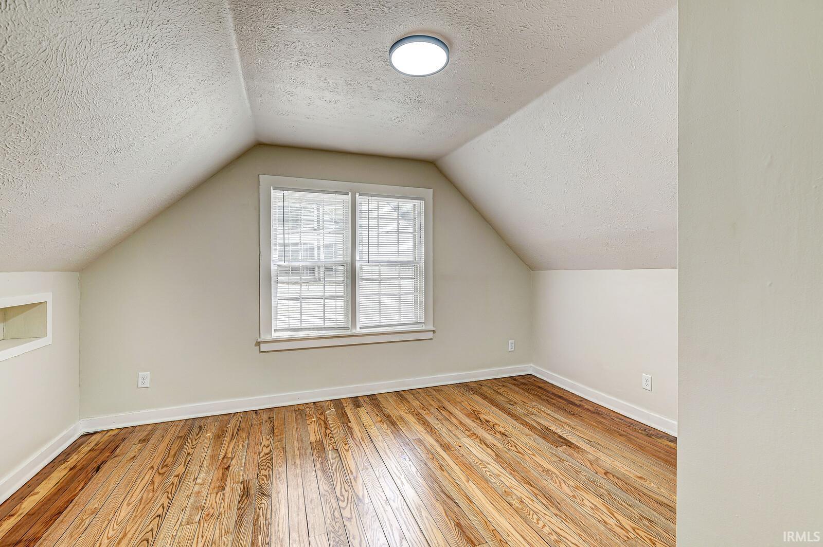 1522 N Brookfield Street