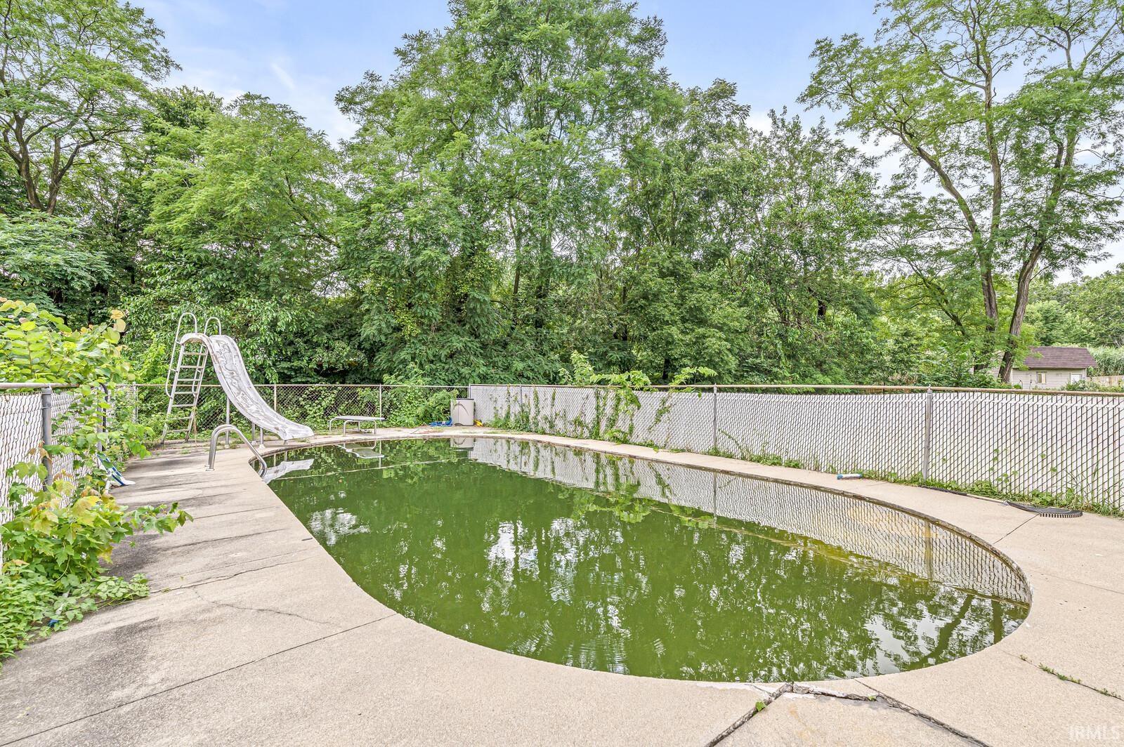 19 Shore Manor Drive