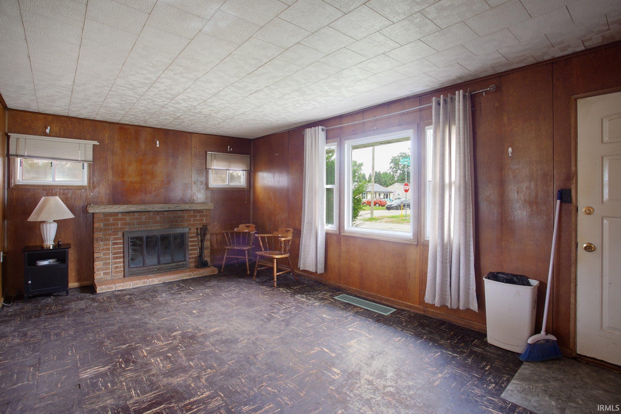 3620 S Saint Joseph Street