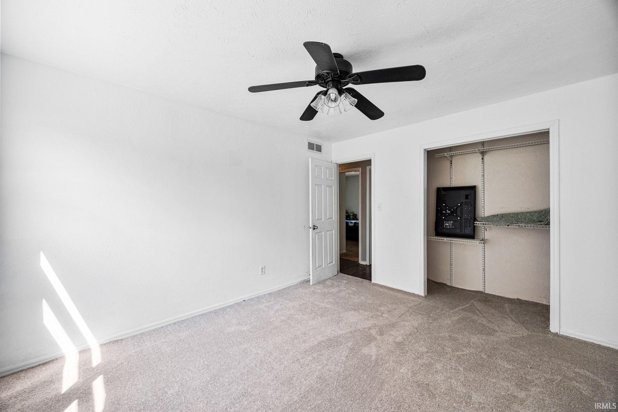 56093 Tanglewood Lane