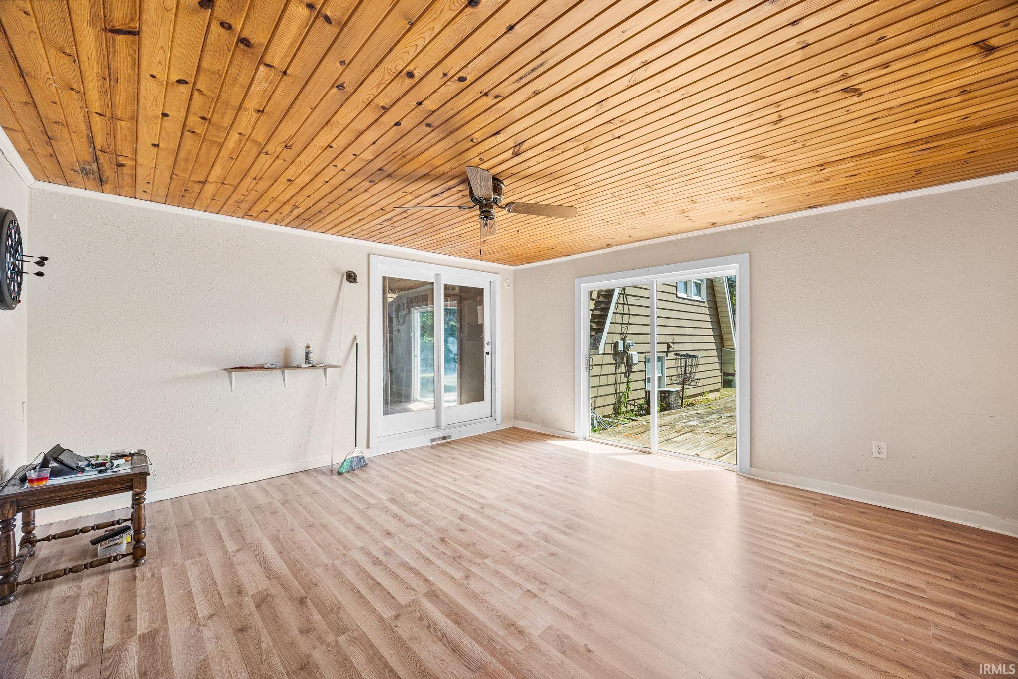 56093 Tanglewood Lane