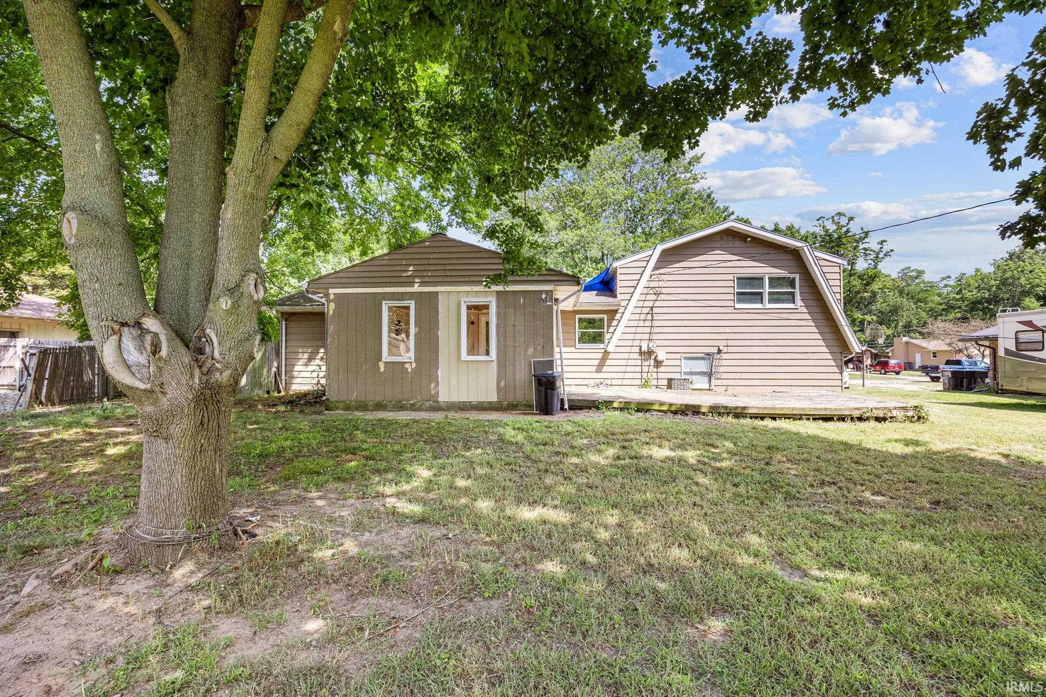 56093 Tanglewood Lane