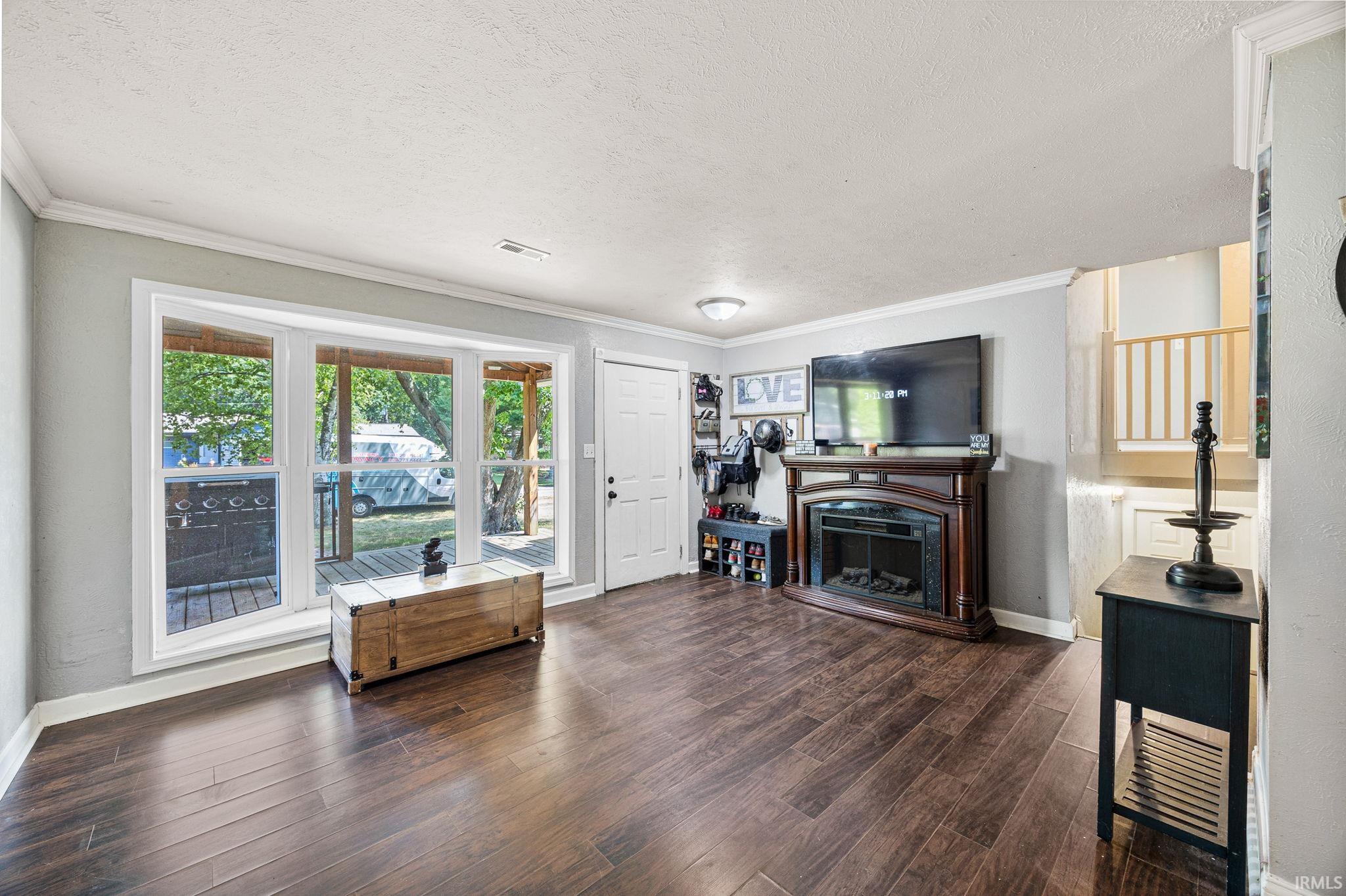 56093 Tanglewood Lane