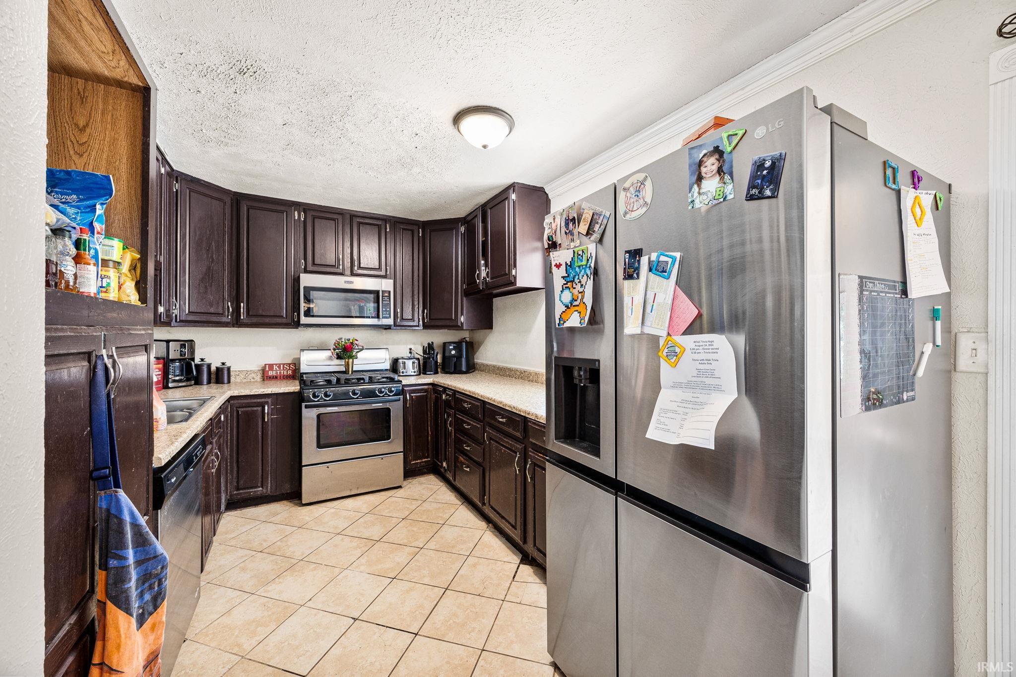 56093 Tanglewood Lane