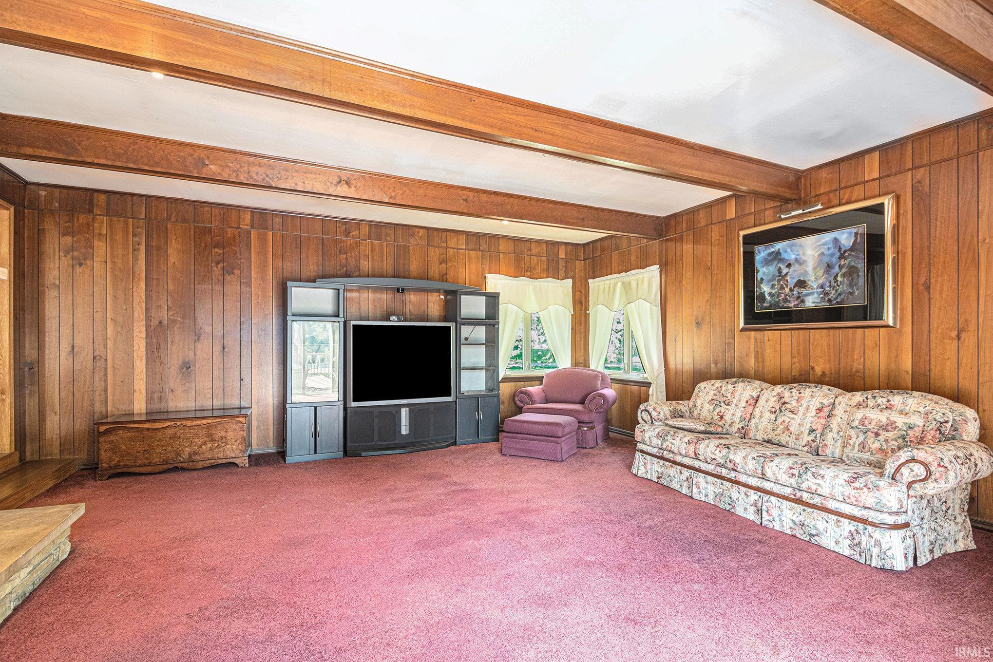 208 N Chestnut Street