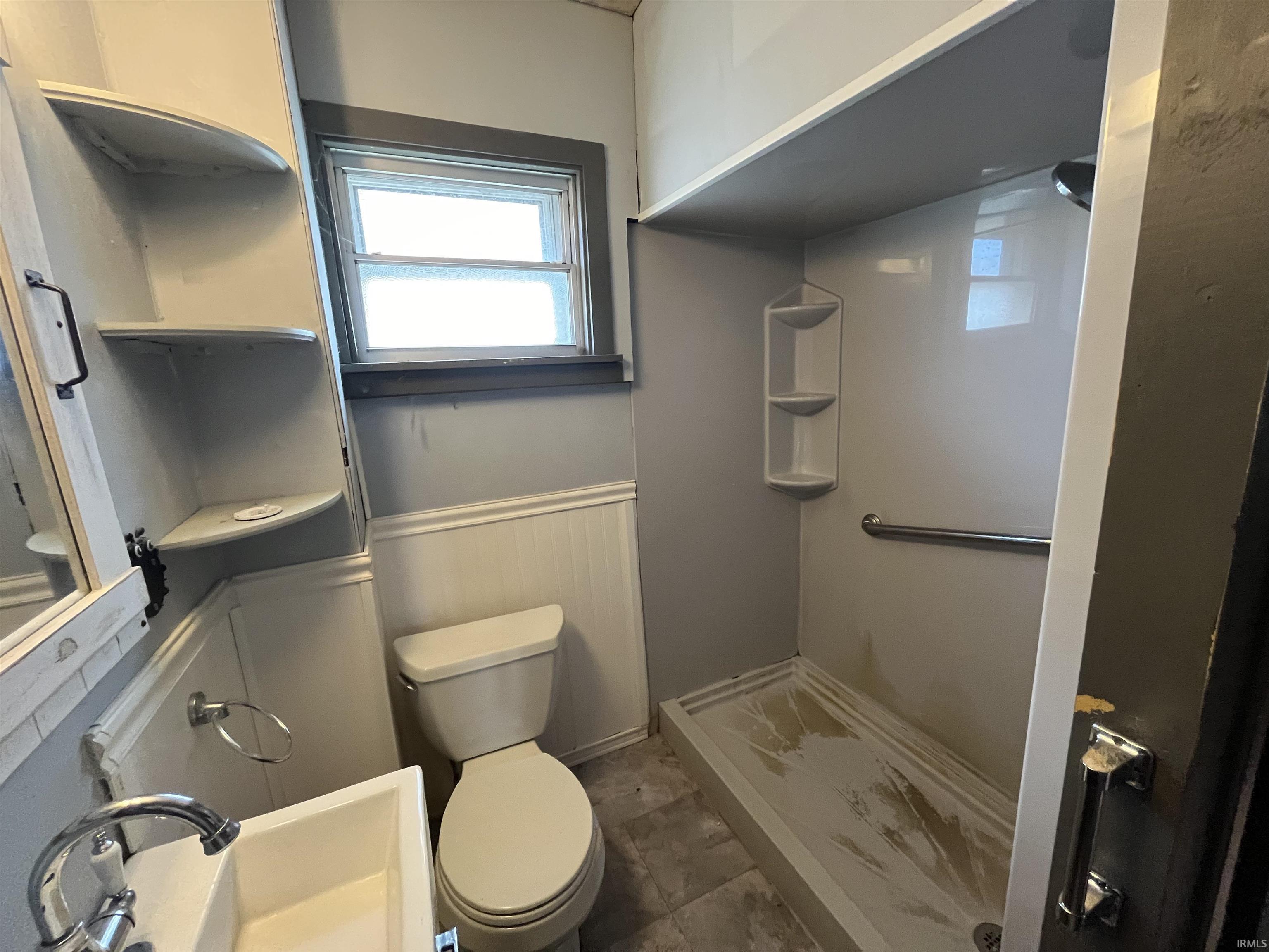 223 N Middleboro Avenue