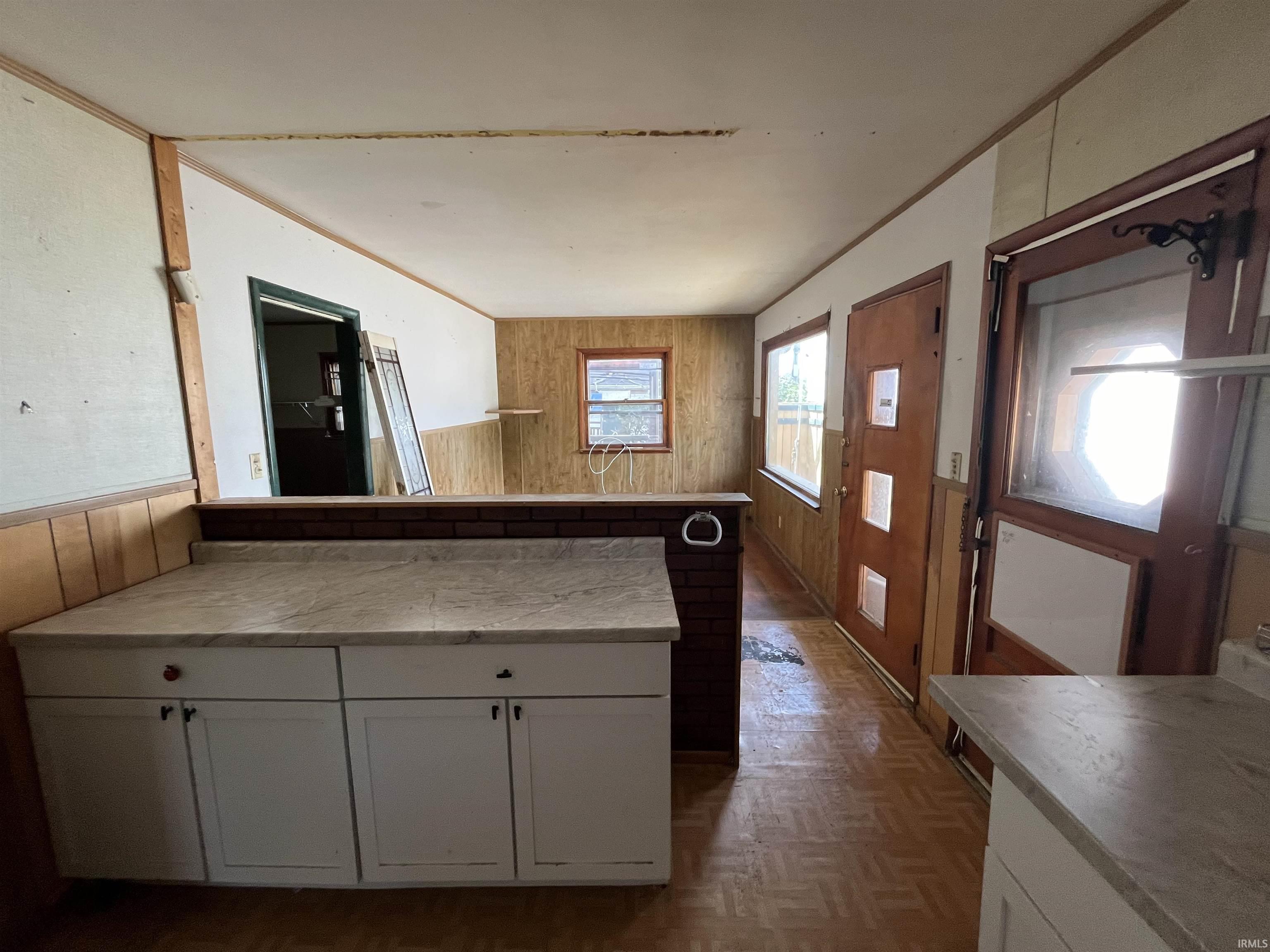 223 N Middleboro Avenue