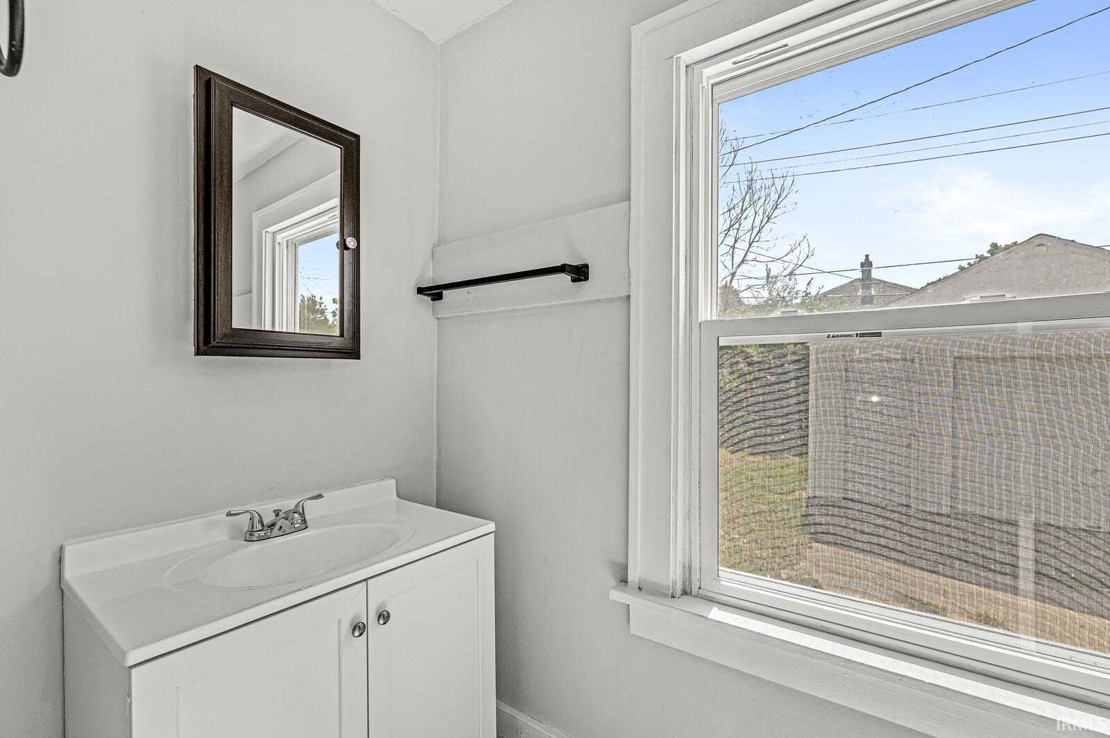 1120 E Dayton Street