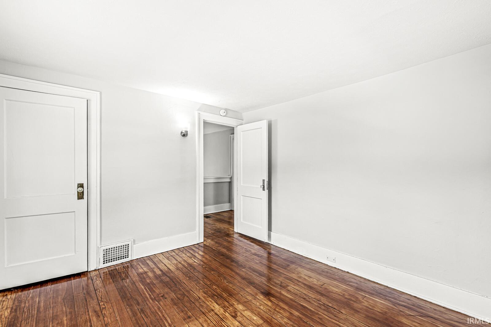 1120 E Dayton Street