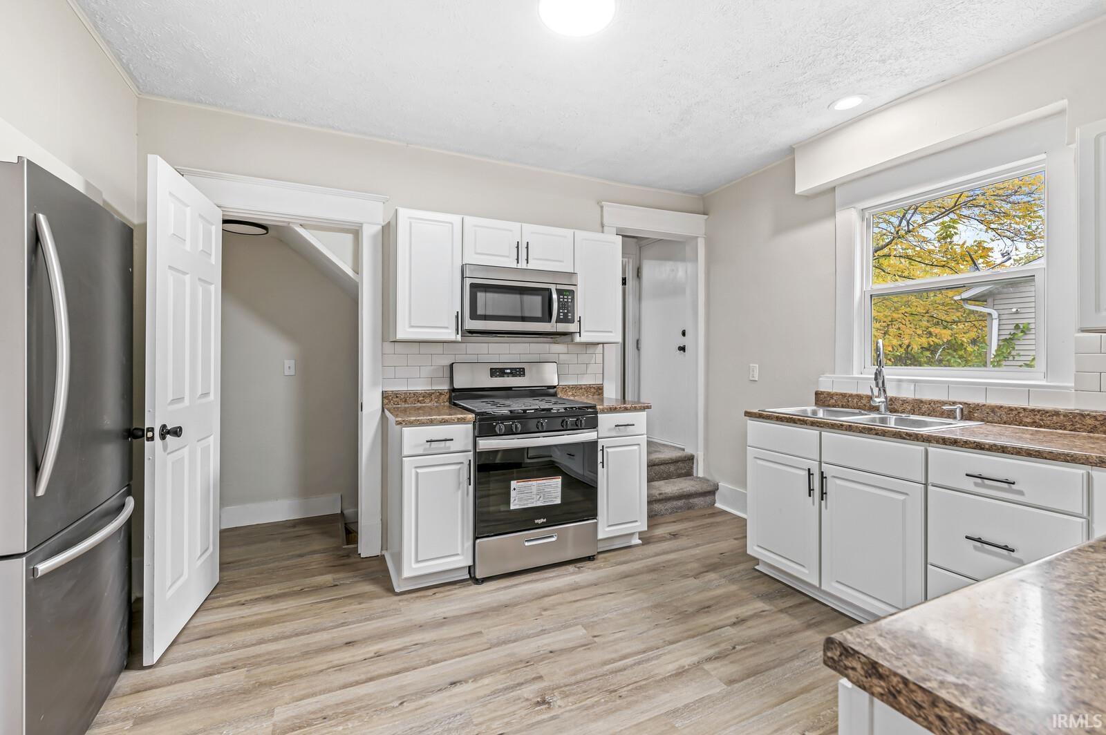 1136 E Madison Street