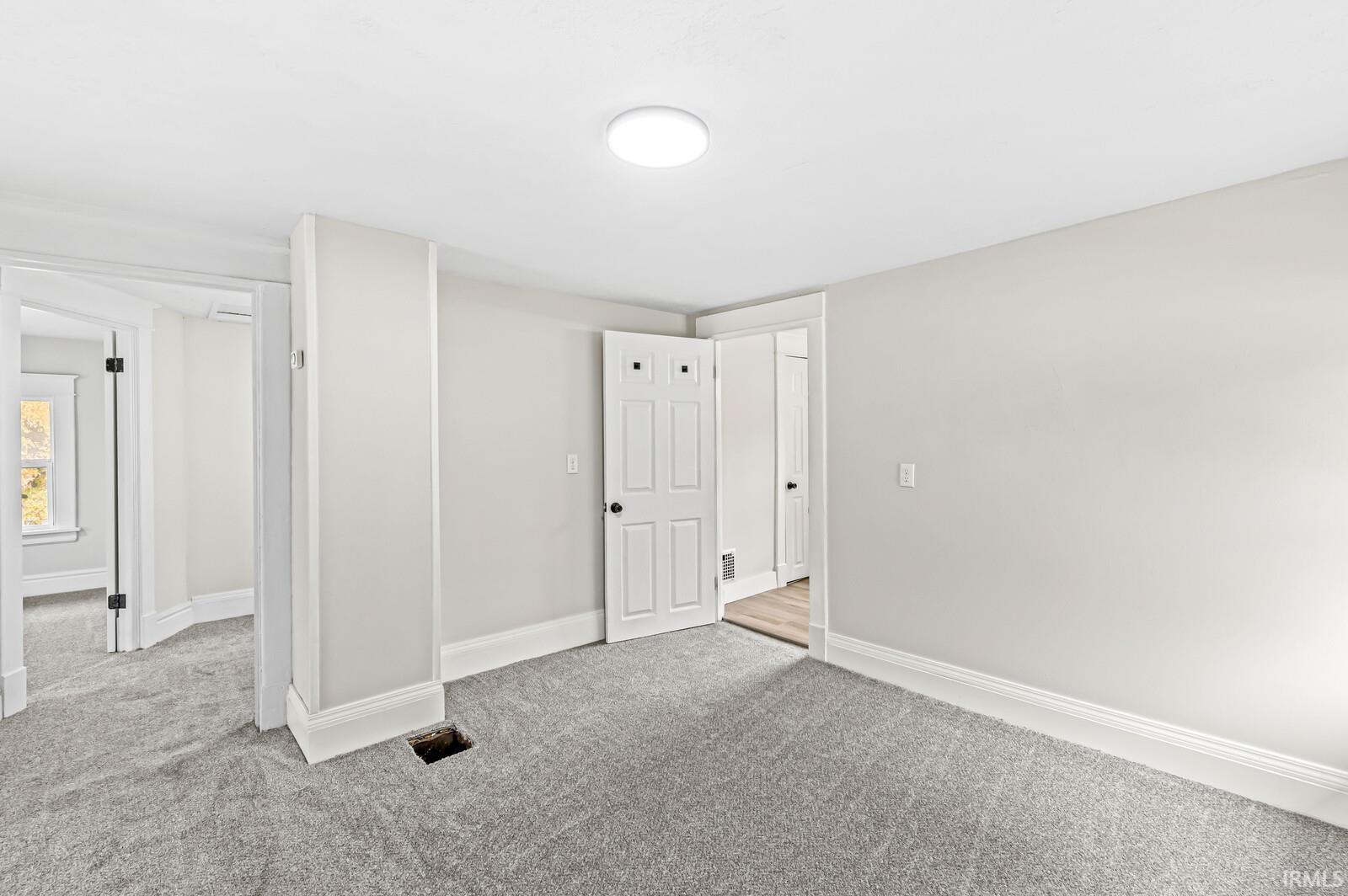 1136 E Madison Street