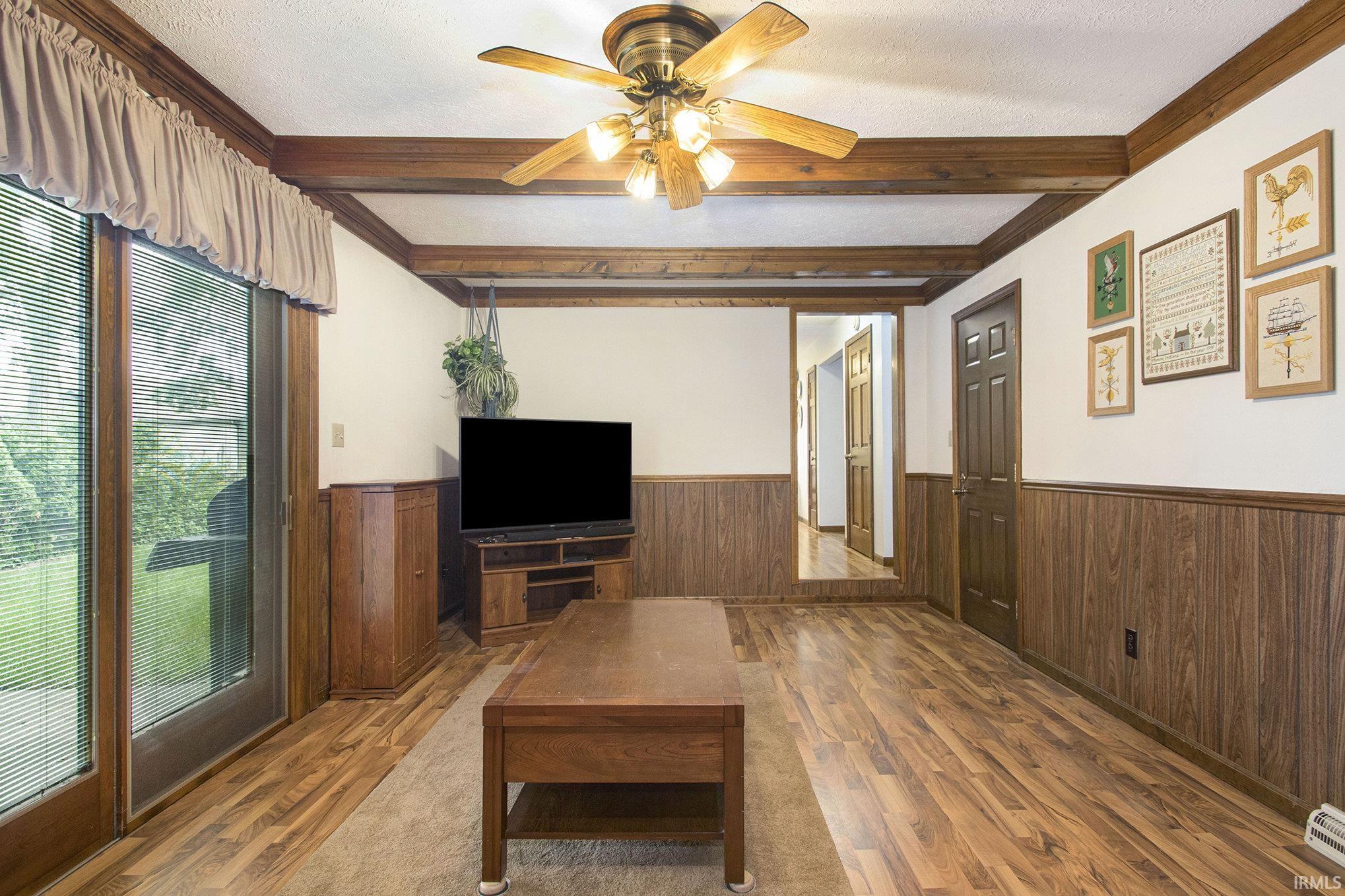 1924 Forest Edge Drive