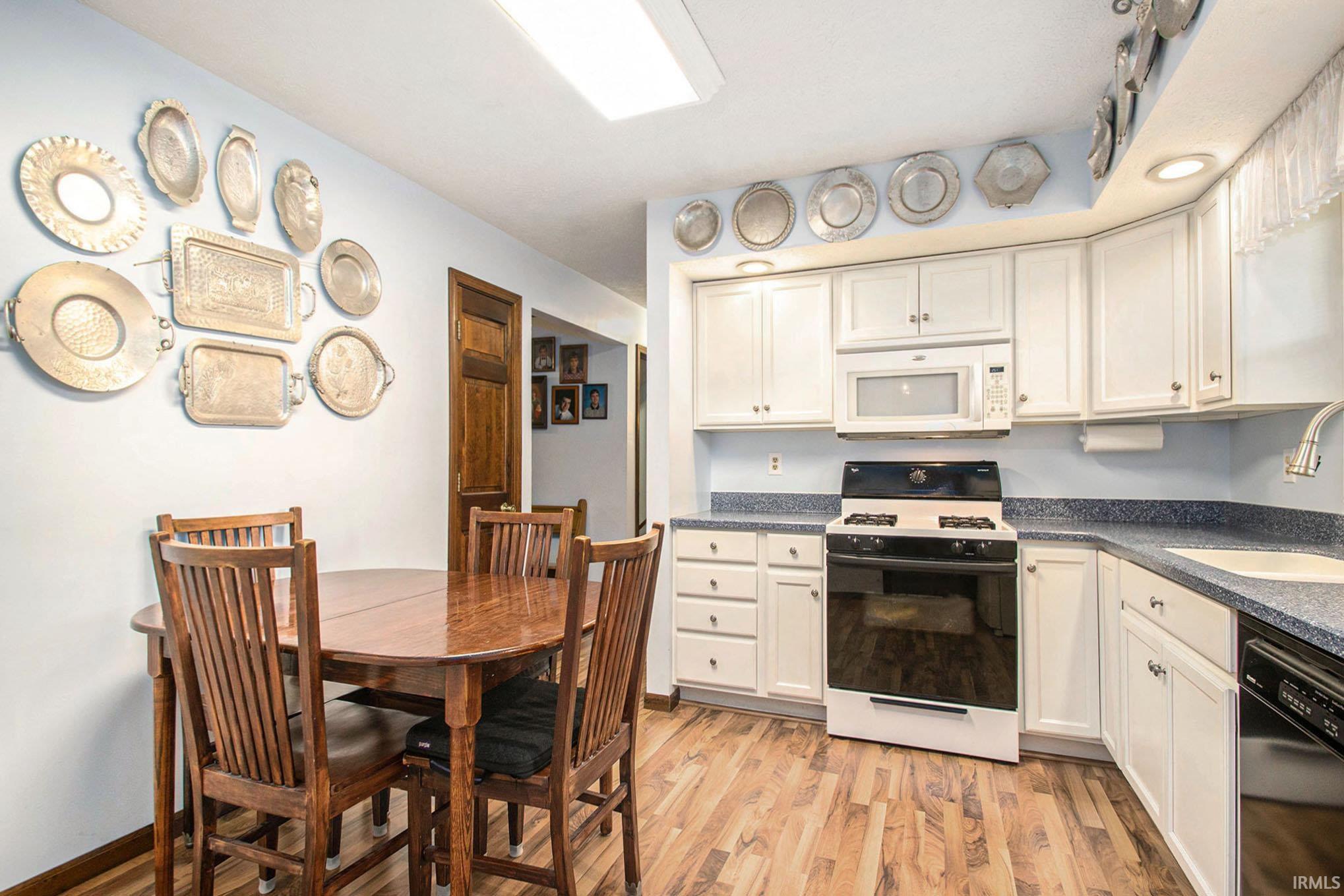 1924 Forest Edge Drive