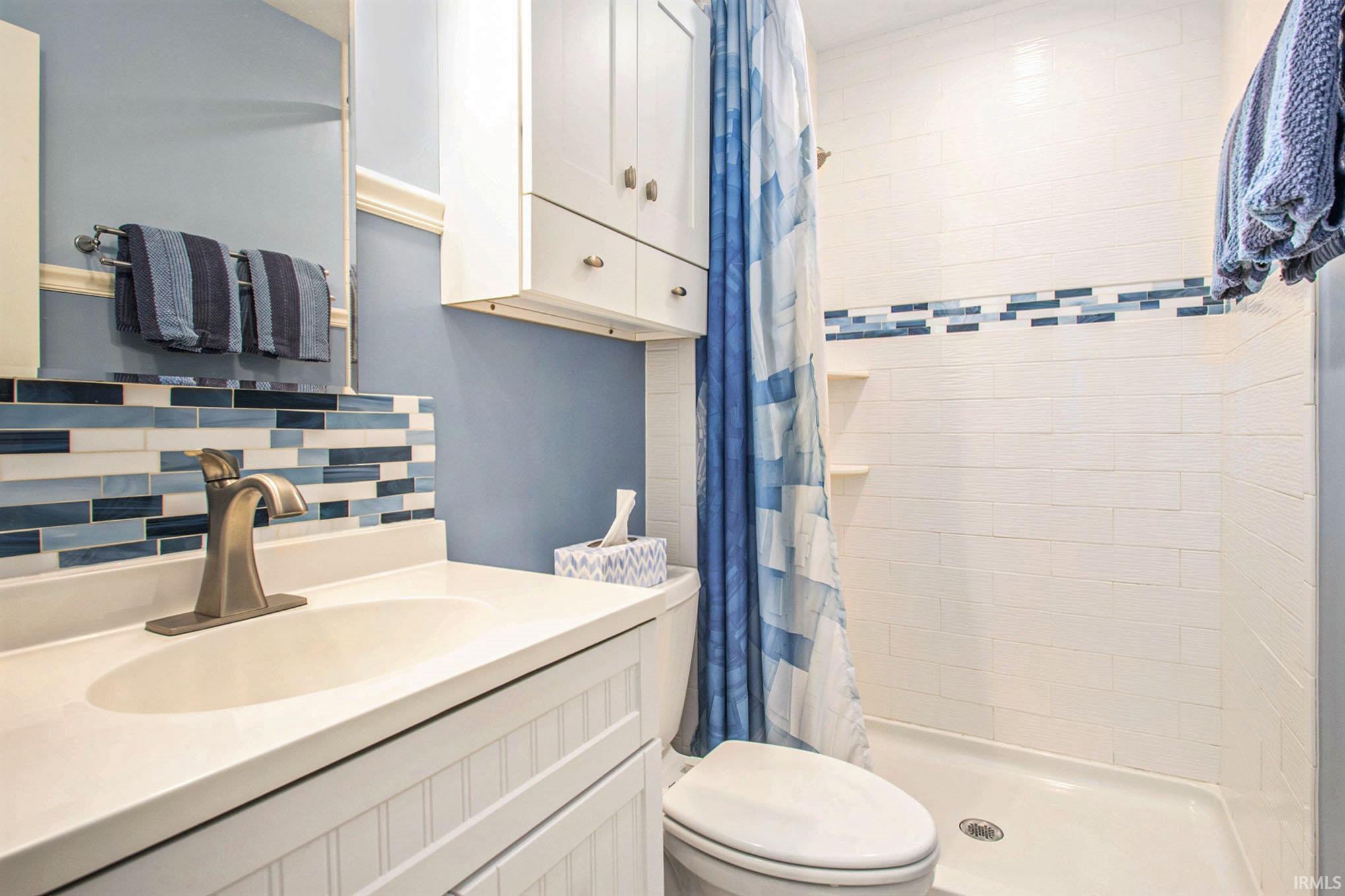 1924 Forest Edge Drive