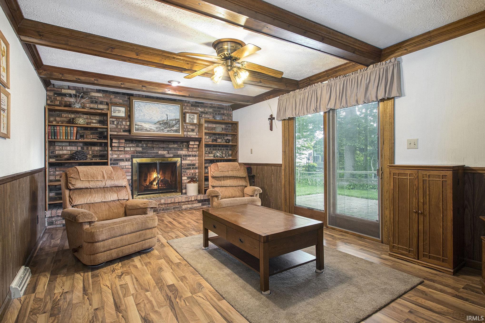 1924 Forest Edge Drive