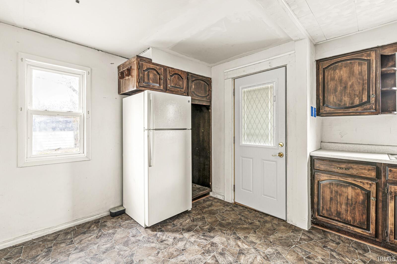 545 N Sunnyside Avenue