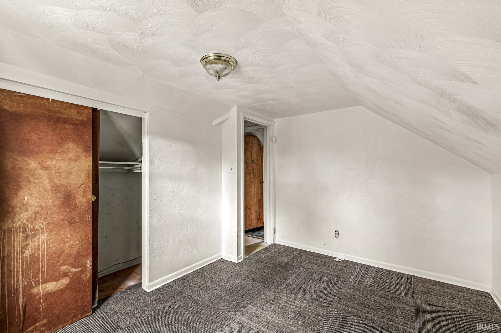 545 N Sunnyside Avenue