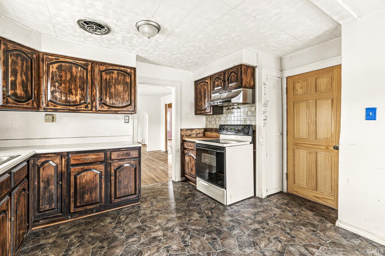 545 N Sunnyside Avenue