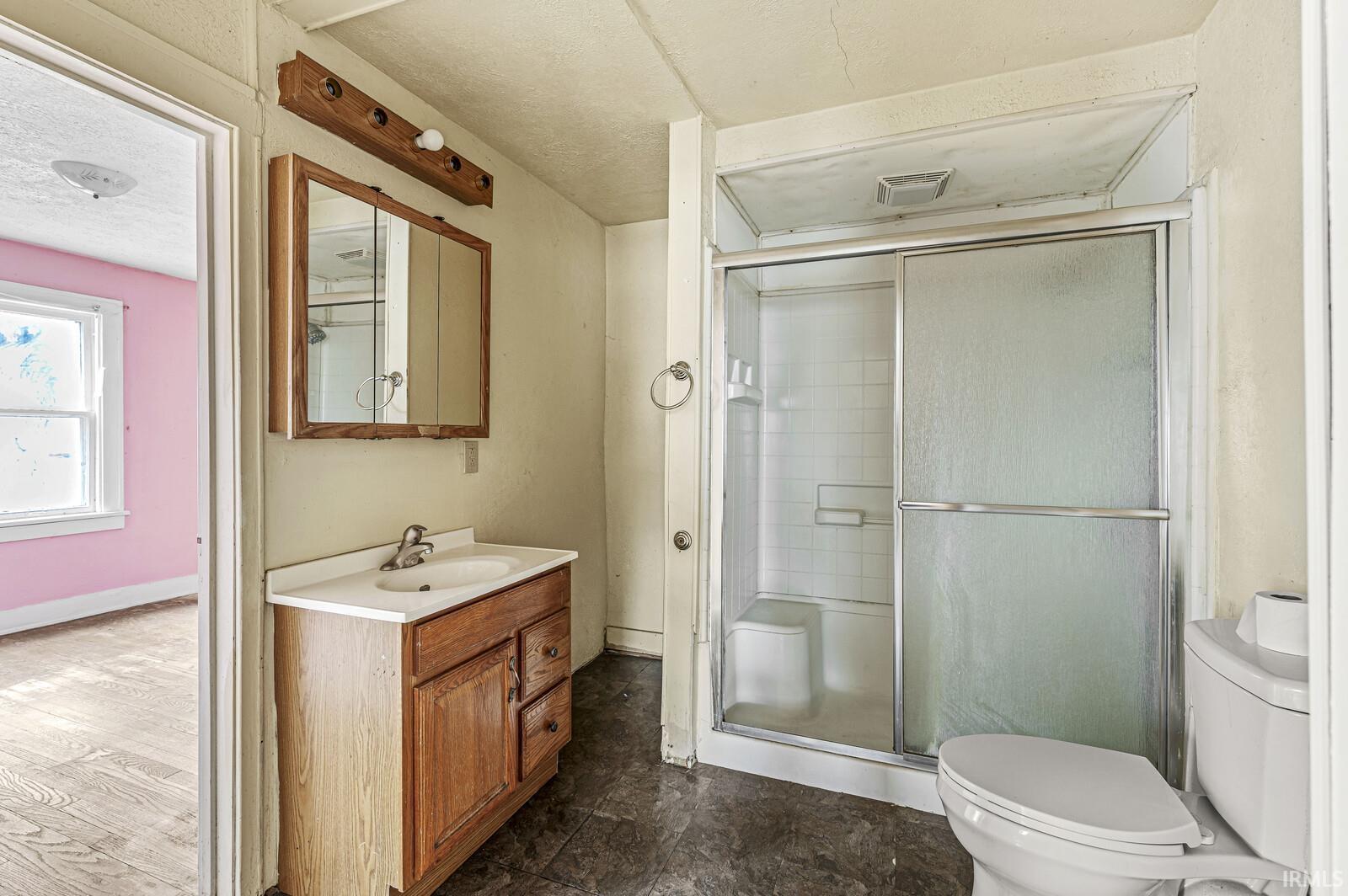 545 N Sunnyside Avenue