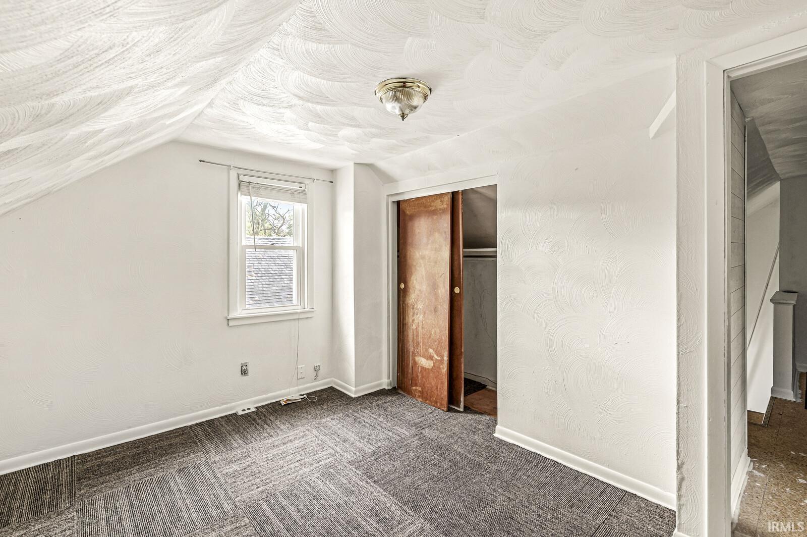 545 N Sunnyside Avenue